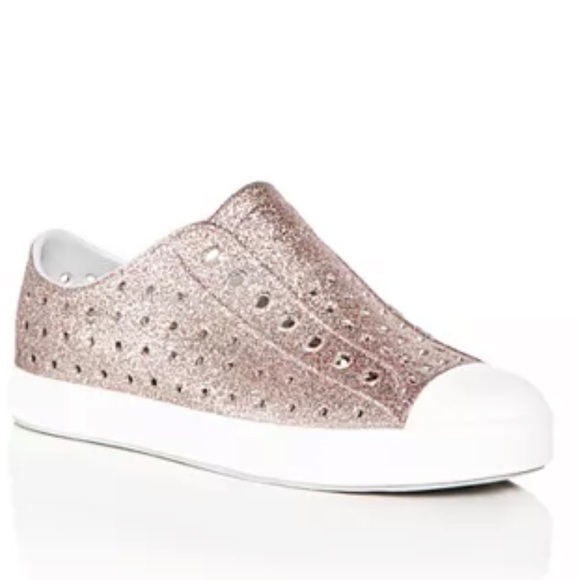NATIVE Girls Jefferson Bling Glitter Slip On - 8 - Picture 1 of 7